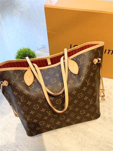 lv m40995|Neverfull MM Monogram Mid Size Cherry Red Tote .